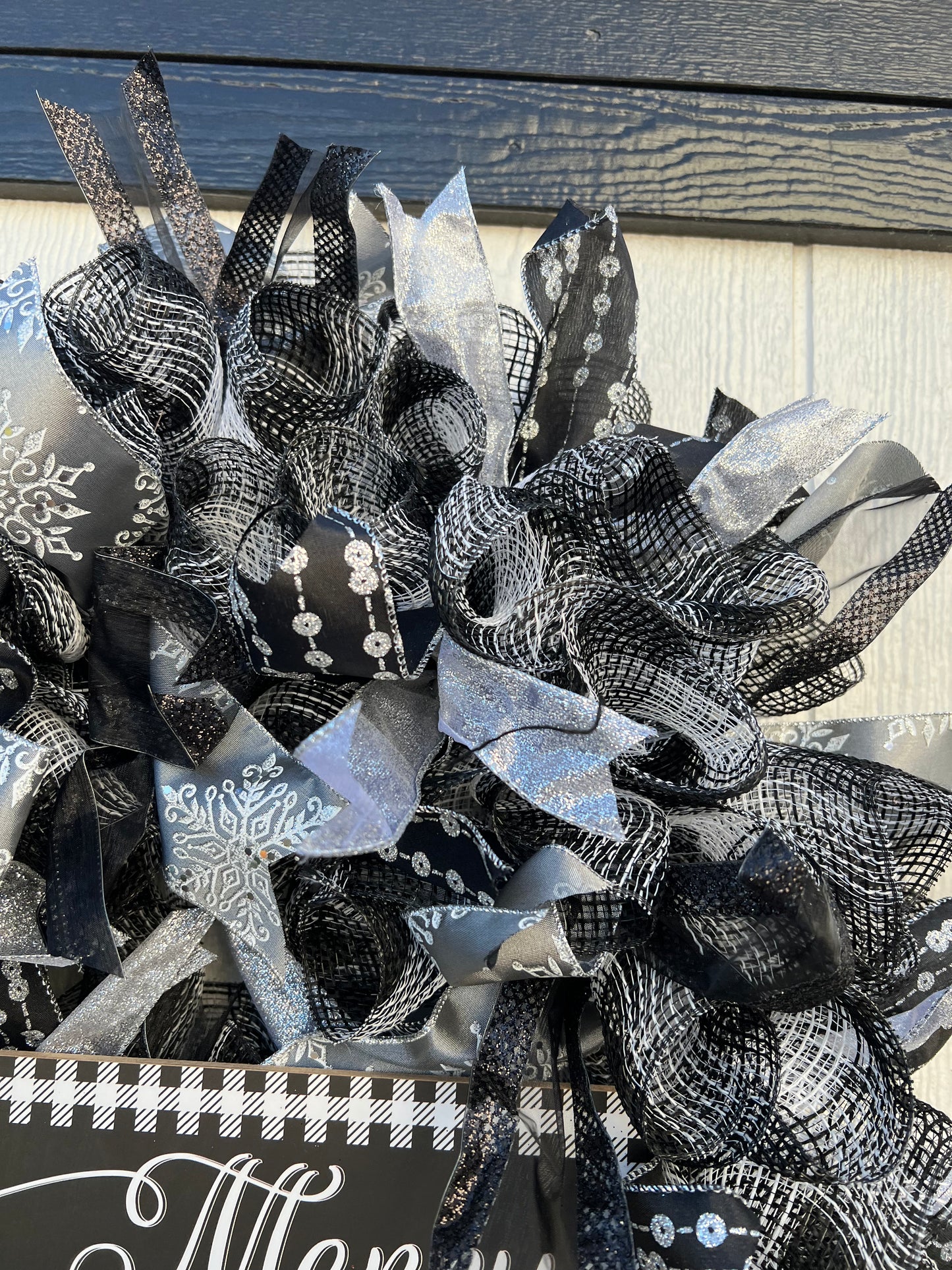 Modern Merry Christmas Wreath