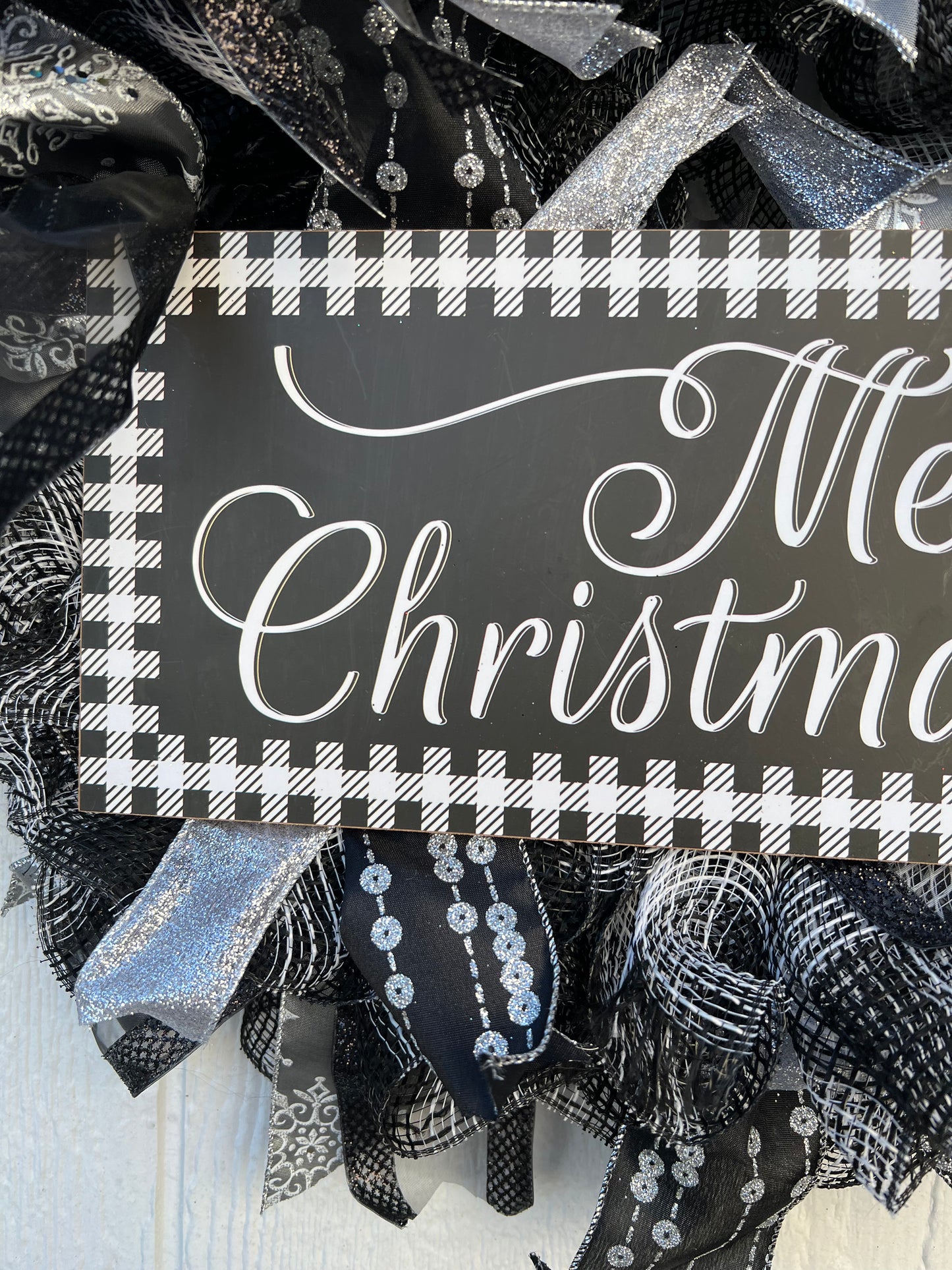 Modern Merry Christmas Wreath