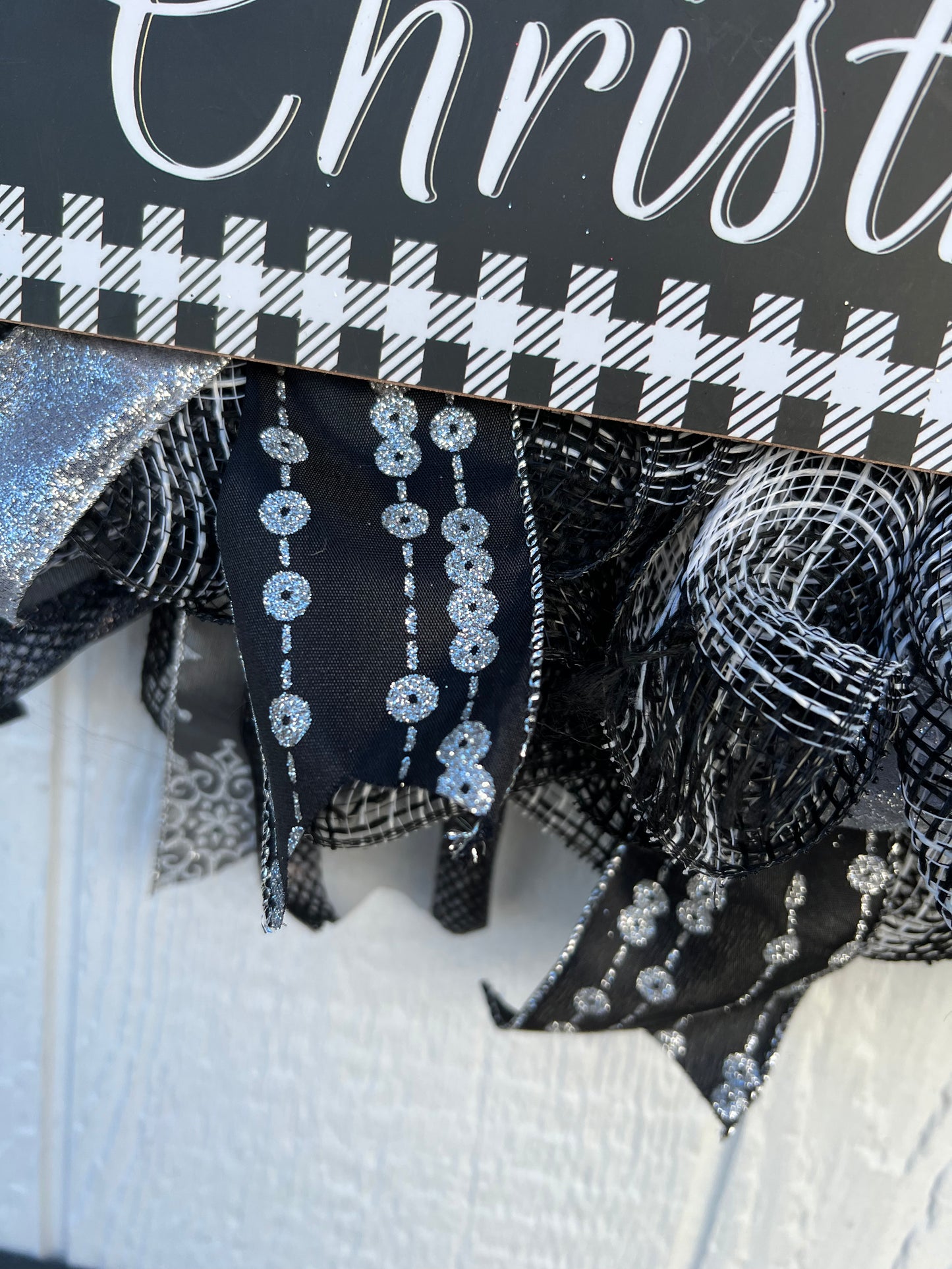 Modern Merry Christmas Wreath