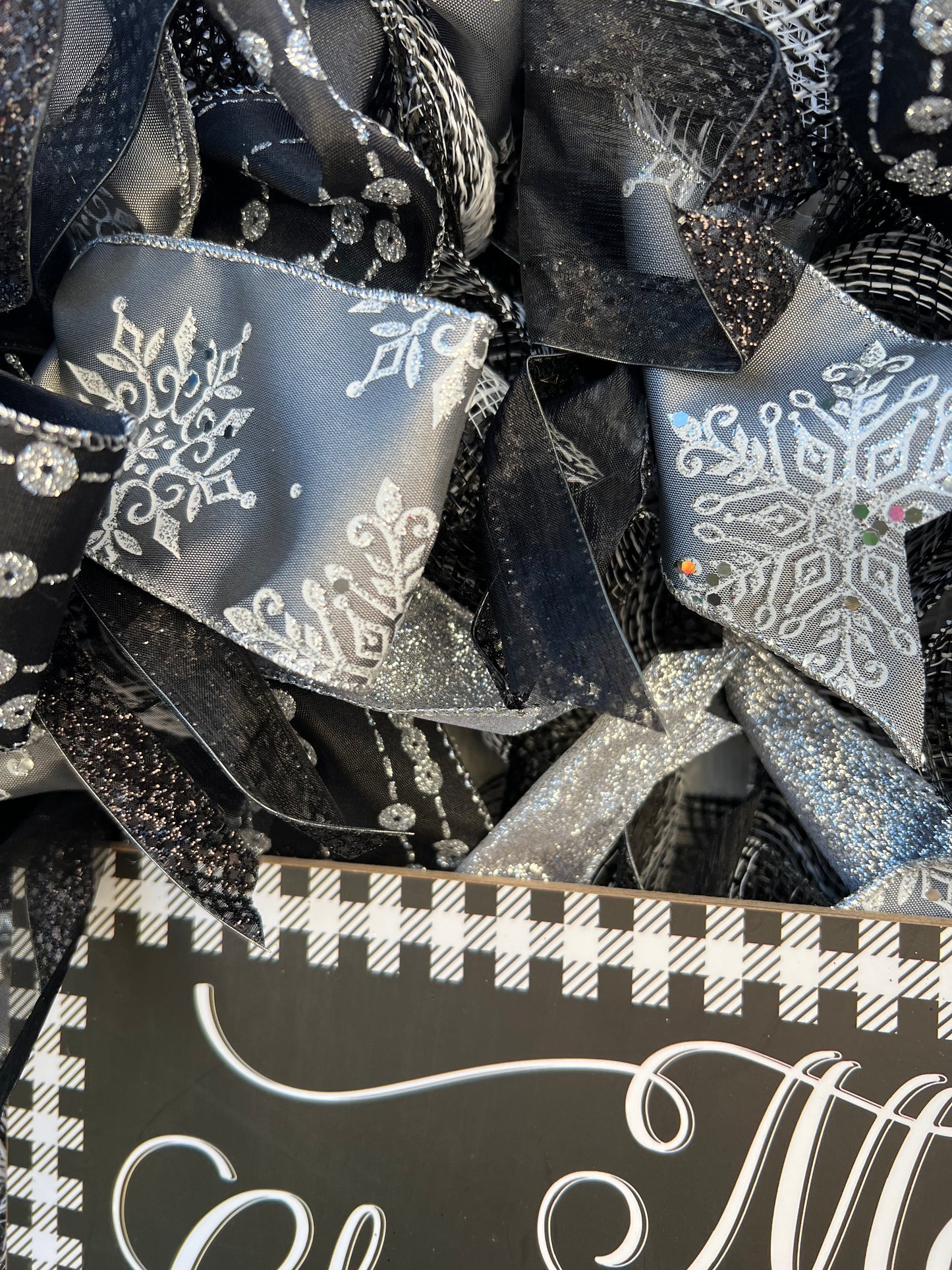 Modern Merry Christmas Wreath